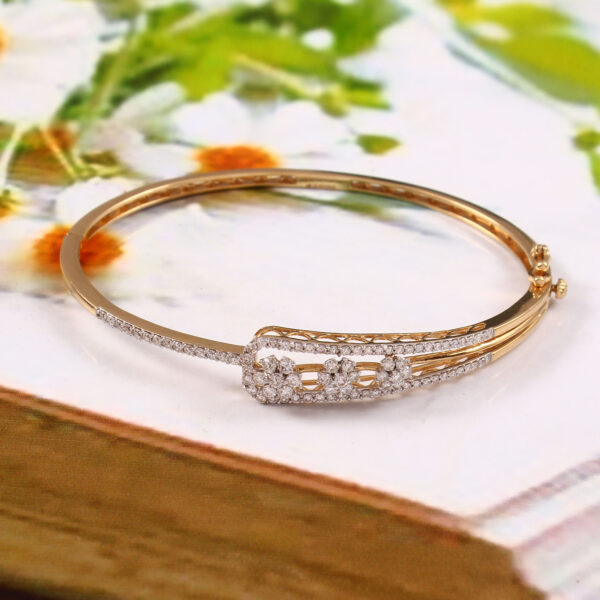 Royal Bloom Pure Gold Diamond Bracelet - Image 4